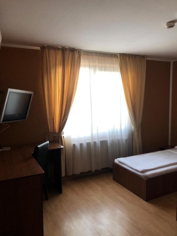 Han Km 17 Jucu de Mijloc Экстерьер фото